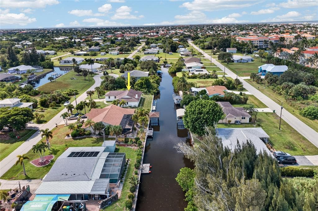 300 TARPON WAY photo 25