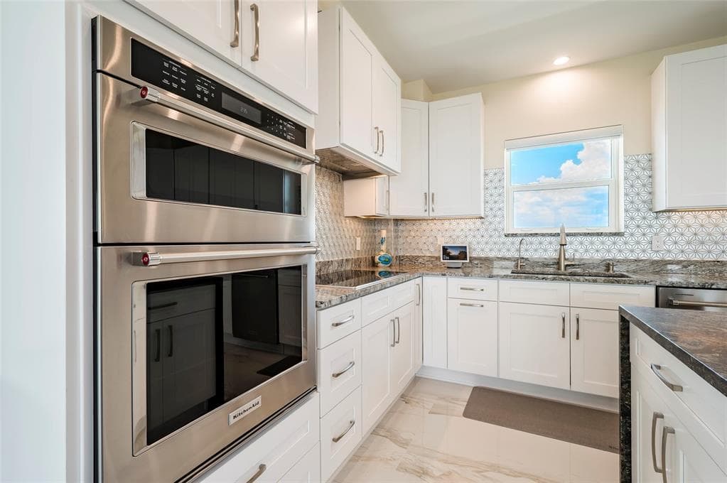 1365 SNELL ISLE BOULEVARD NE 9A photo 17