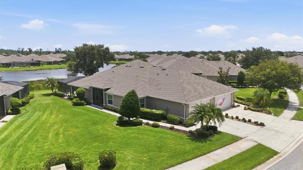 3741 LAKEWOOD BOULEVARD photo 1