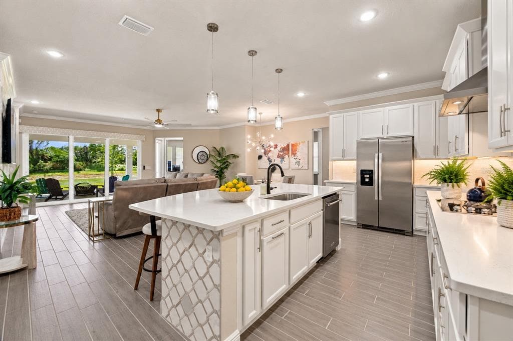 7449 SEA MANATEE STREET photo 2