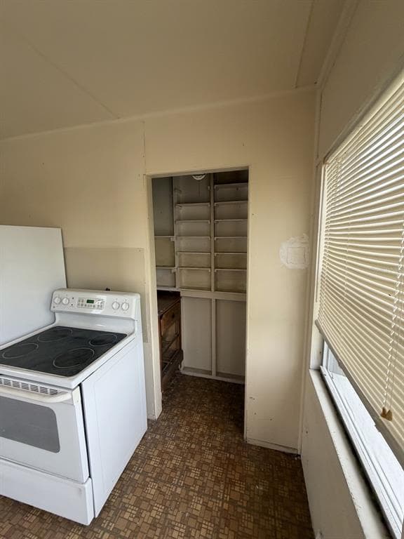 127 LAKEVIEW DRIVE photo 22