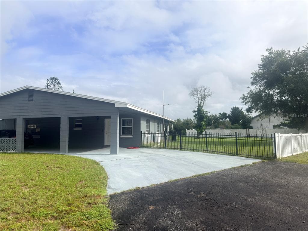 127 LAKEVIEW DRIVE 4