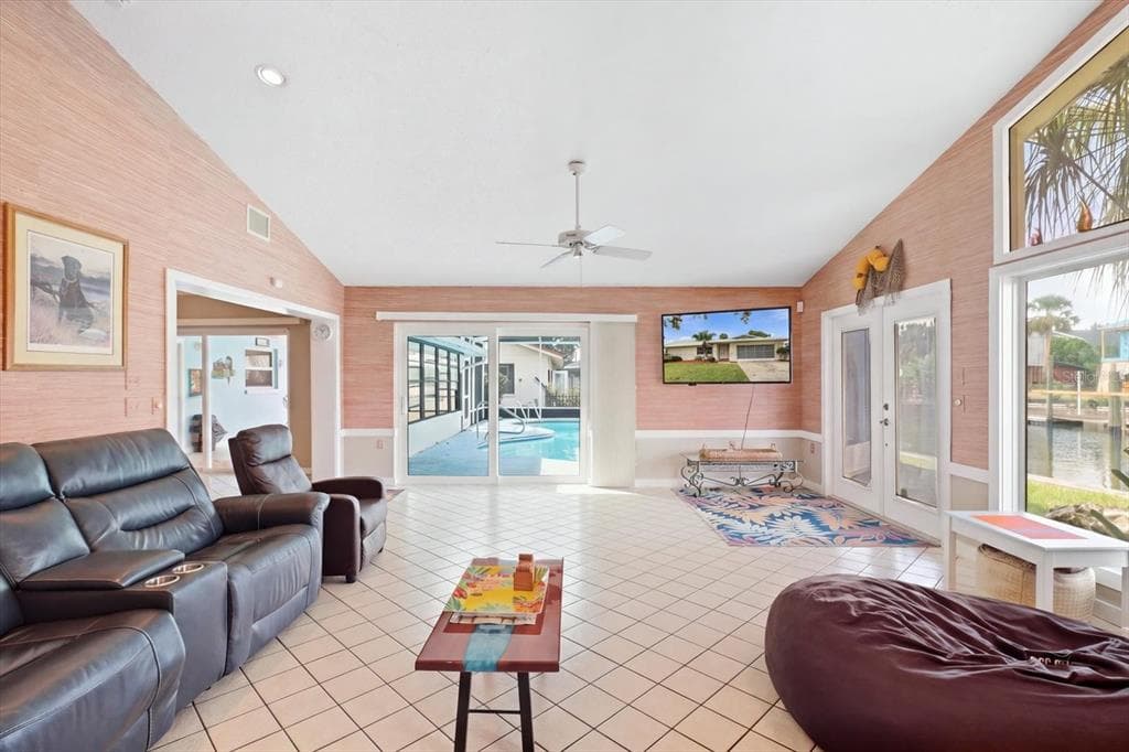 3840 N CALUSA POINT photo 10