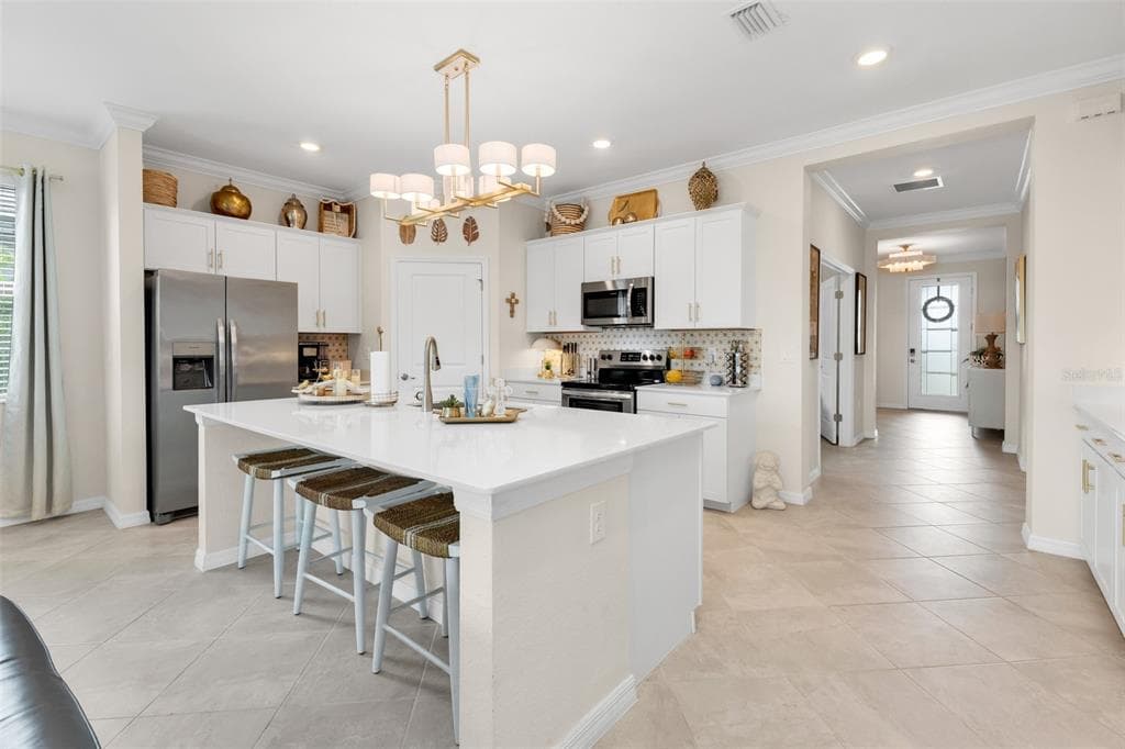 17400 LUMINOUS AVENUE photo 4