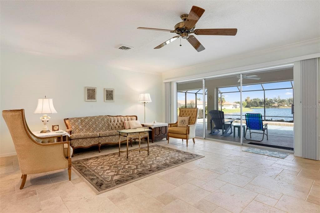 903 PINEHURST LANE photo 9