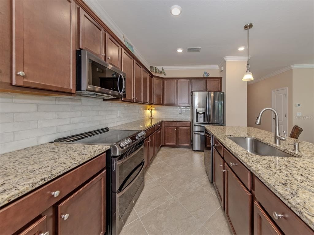 20680 TRATTORIA LOOP photo 16