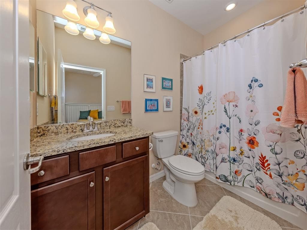 20680 TRATTORIA LOOP photo 22