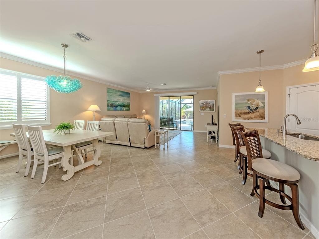 20680 TRATTORIA LOOP photo 11