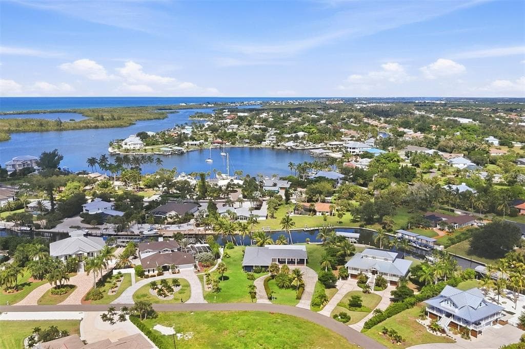 545 GASPAR DRIVE 4
