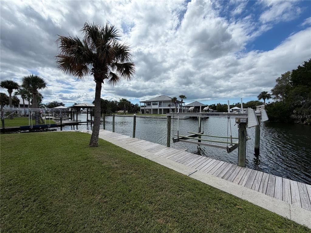 1610 NW 20TH AVENUE photo 8