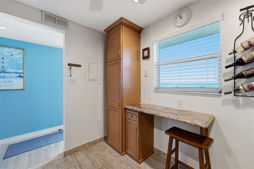 9397 MIDNIGHT PASS ROAD 506 photo 13