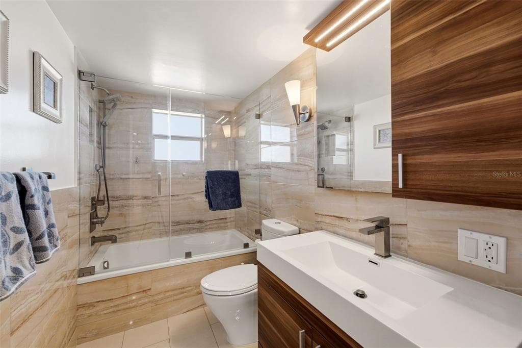 9397 MIDNIGHT PASS ROAD 506 photo 20