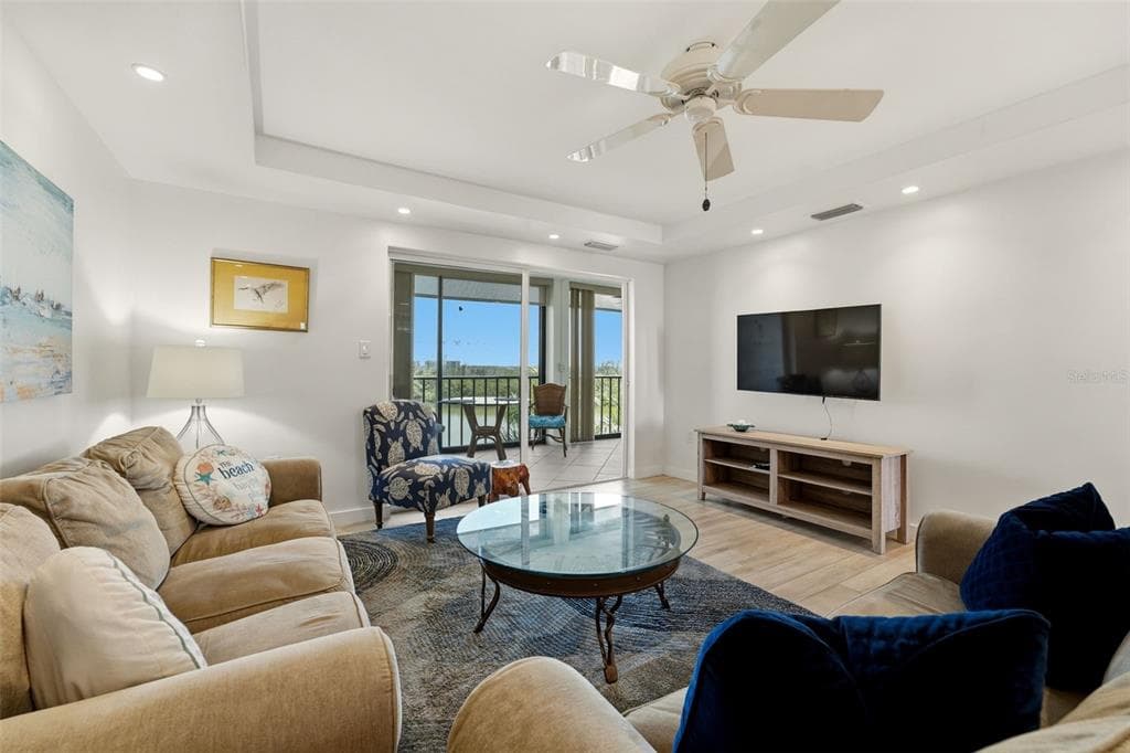 9397 MIDNIGHT PASS ROAD 506 photo 18