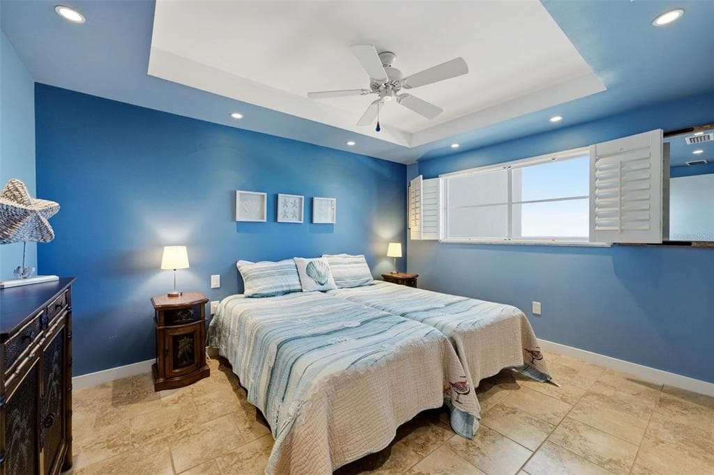 9397 MIDNIGHT PASS ROAD 506 photo 21