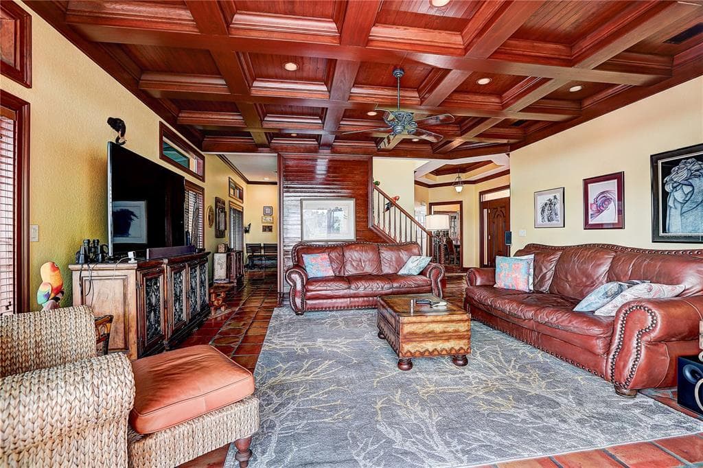 852 SYMPHONY ISLES BOULEVARD photo 16
