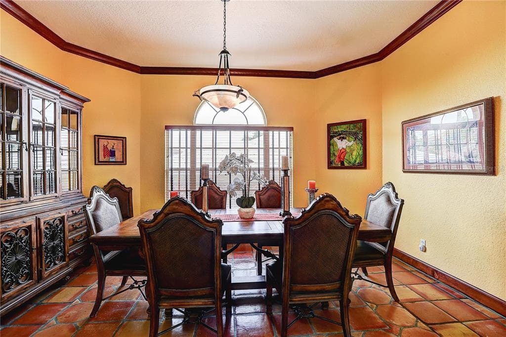 852 SYMPHONY ISLES BOULEVARD photo 12