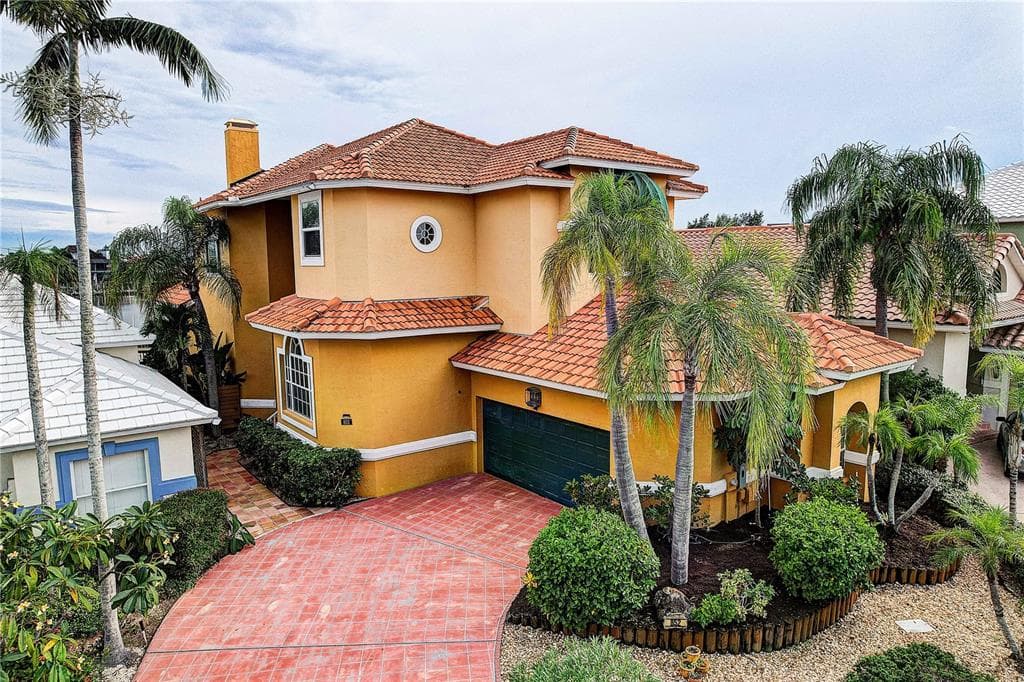852 SYMPHONY ISLES BOULEVARD photo 4
