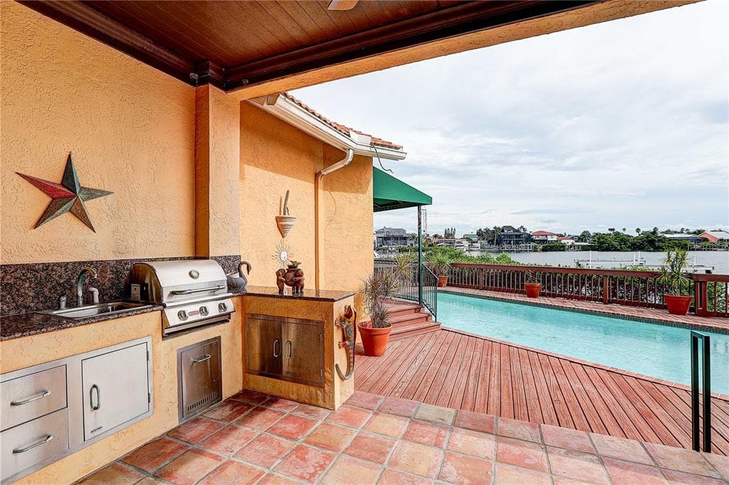 852 SYMPHONY ISLES BOULEVARD photo 21