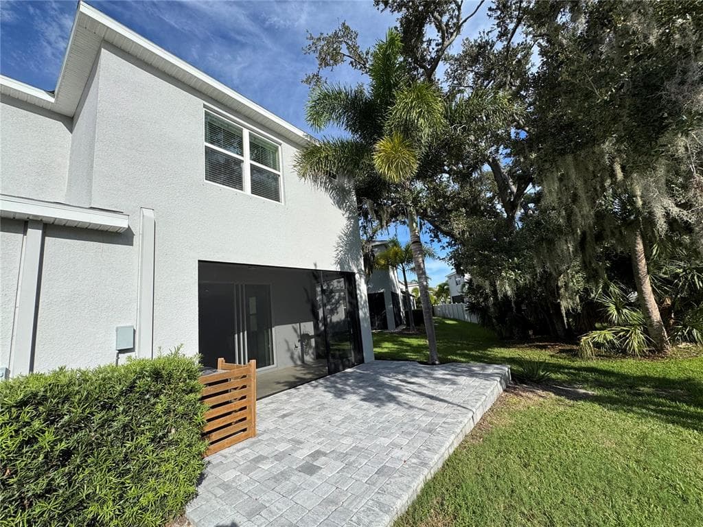 8696 ICE WINE STREET photo 3