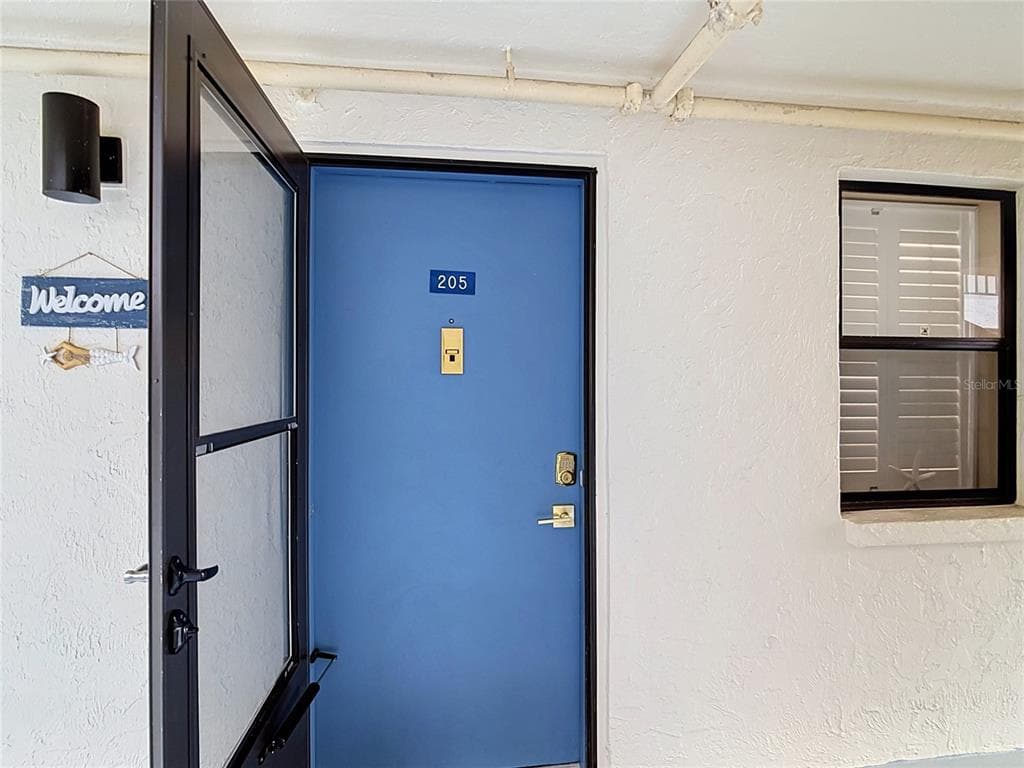 1551 BEACH ROAD 205 photo 6