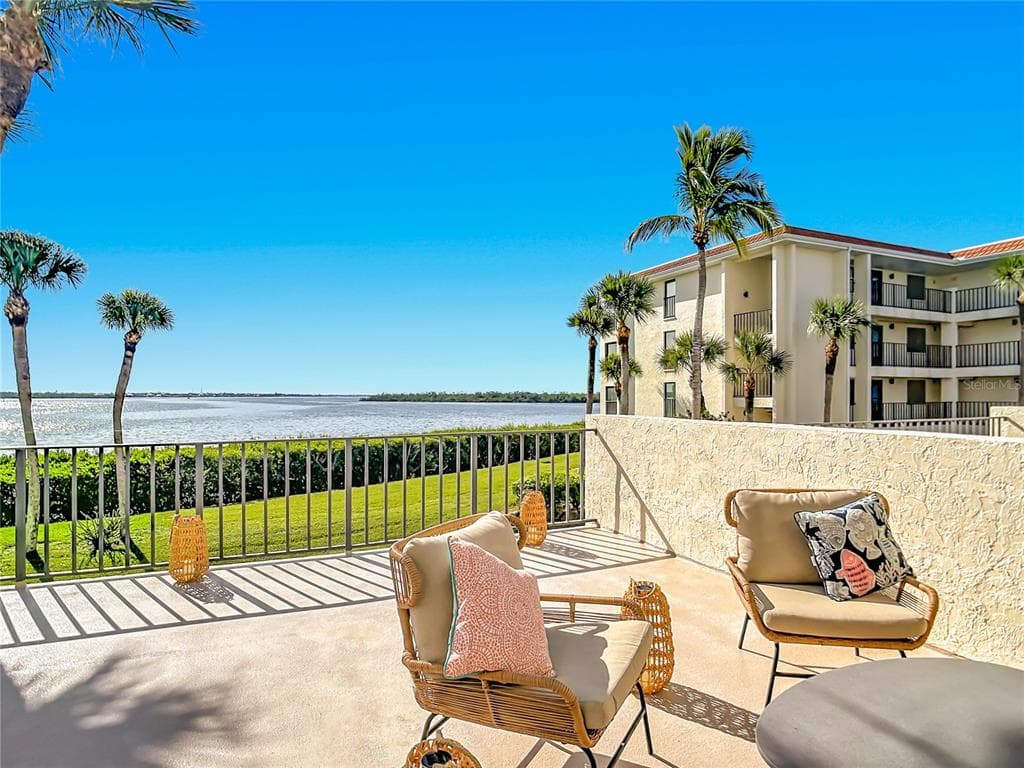 1551 BEACH ROAD 205 photo 18