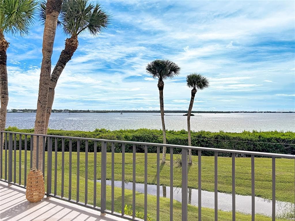 1551 BEACH ROAD 205 photo 19