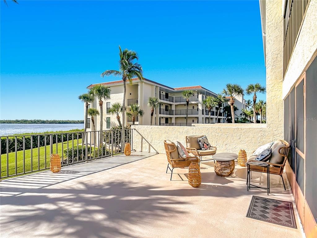 1551 BEACH ROAD 205 photo 21