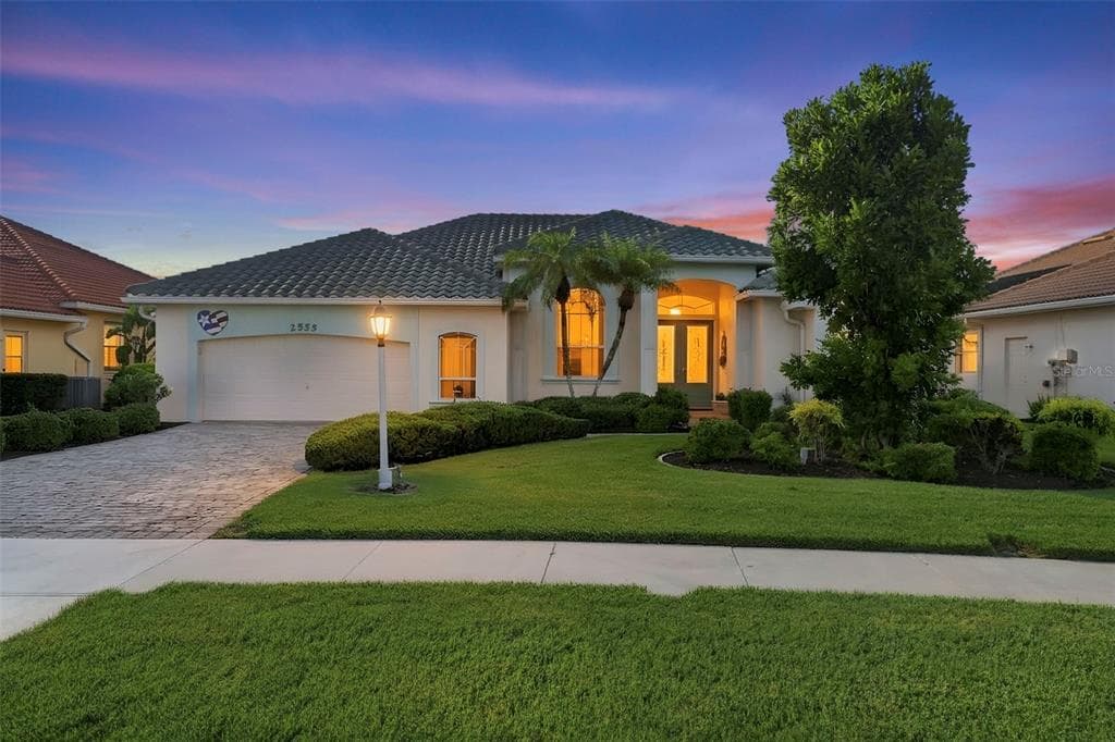 2555 SILVER PALM ROAD photo 3