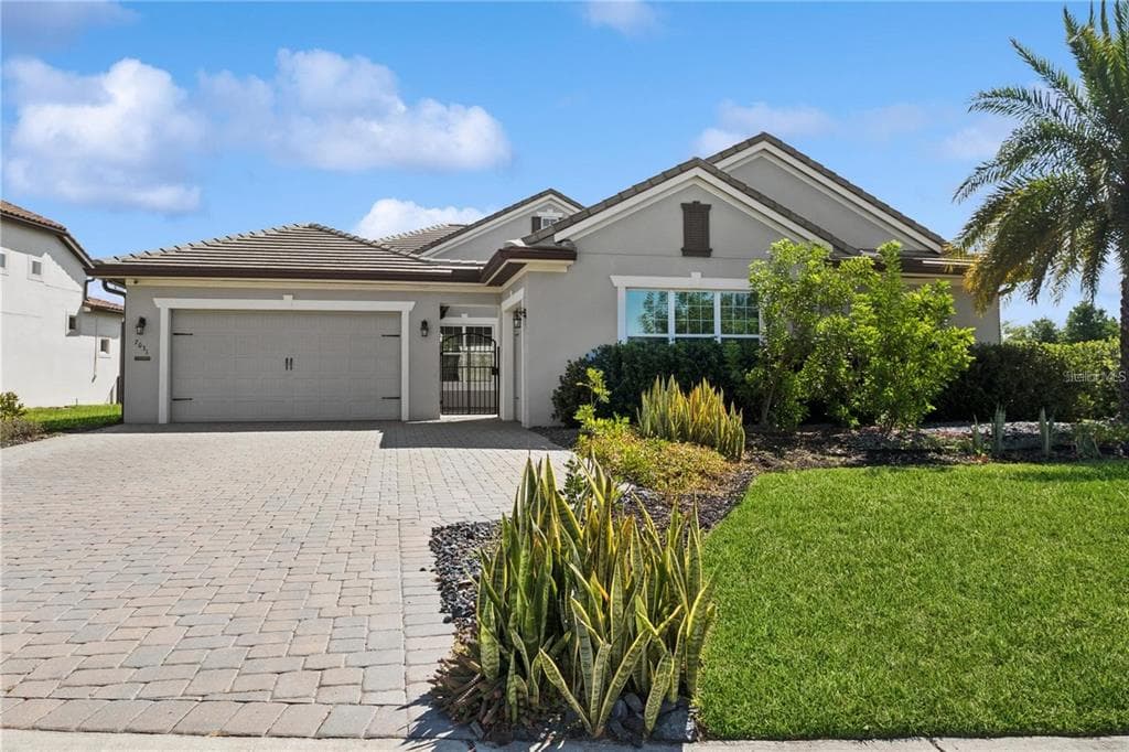 7031 BILLIE COURT 2