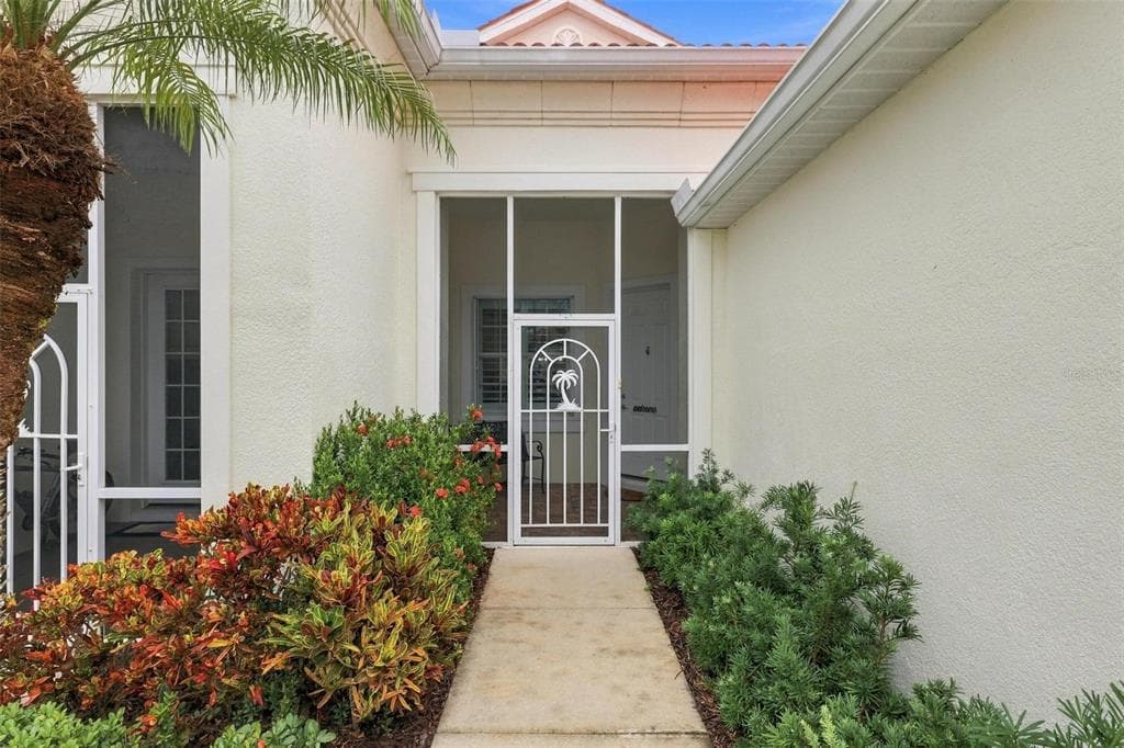 10828 LERWICK CIRCLE photo 2