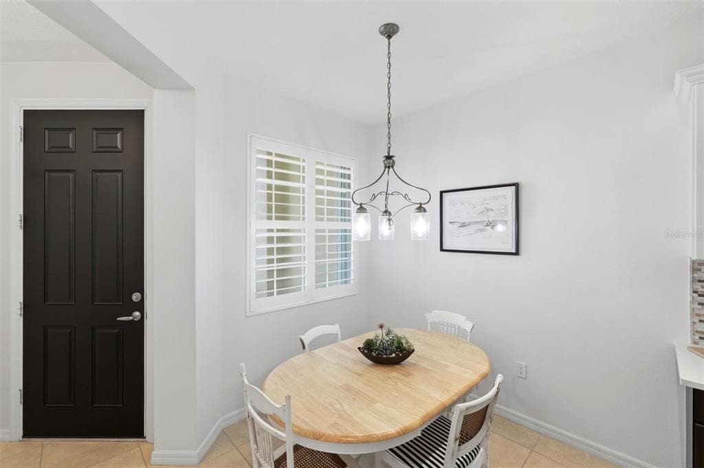 10828 LERWICK CIRCLE photo 6
