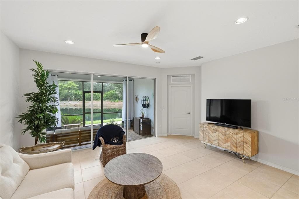 10828 LERWICK CIRCLE photo 17