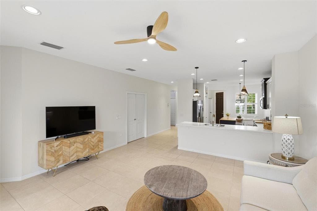 10828 LERWICK CIRCLE photo 16