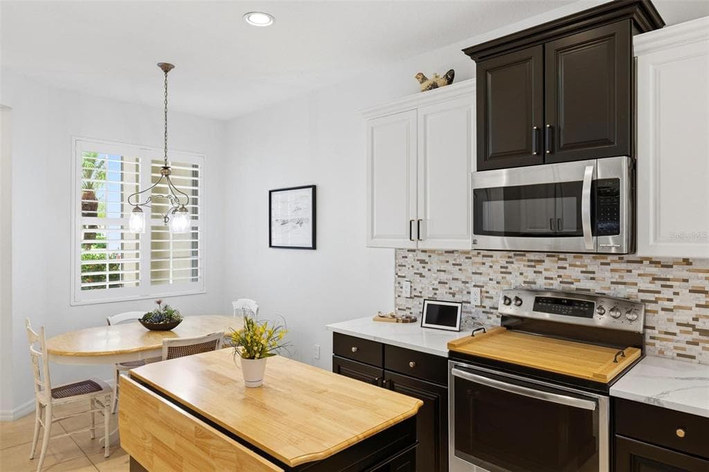 10828 LERWICK CIRCLE photo 10