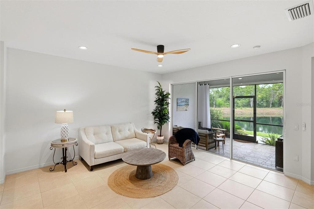 10828 LERWICK CIRCLE photo 18