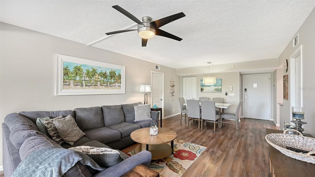 5855 MIDNIGHT PASS ROAD 221 photo 7