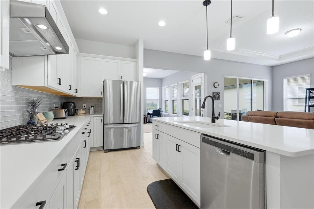 10018 MARBELLA DRIVE photo 13