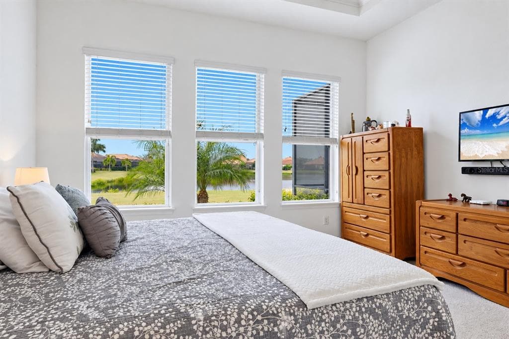 10018 MARBELLA DRIVE photo 15