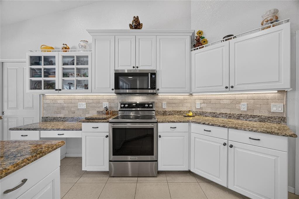 3518 TERIN COURT photo 13