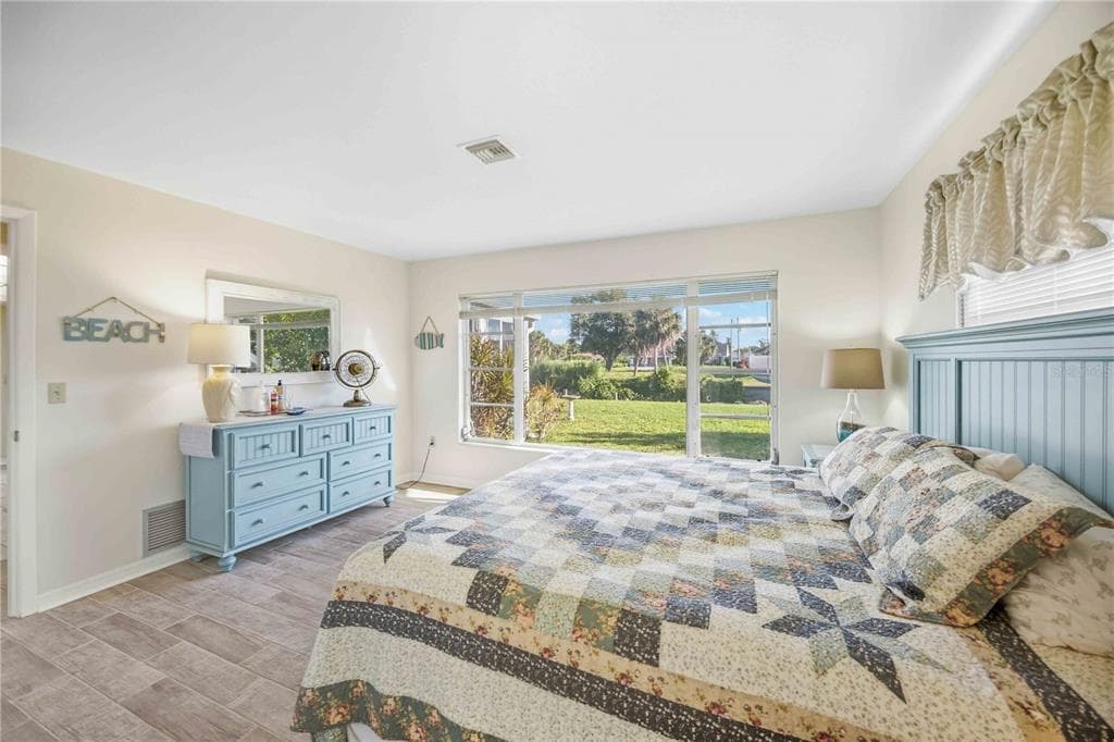 2655 LEAR ROAD photo 15