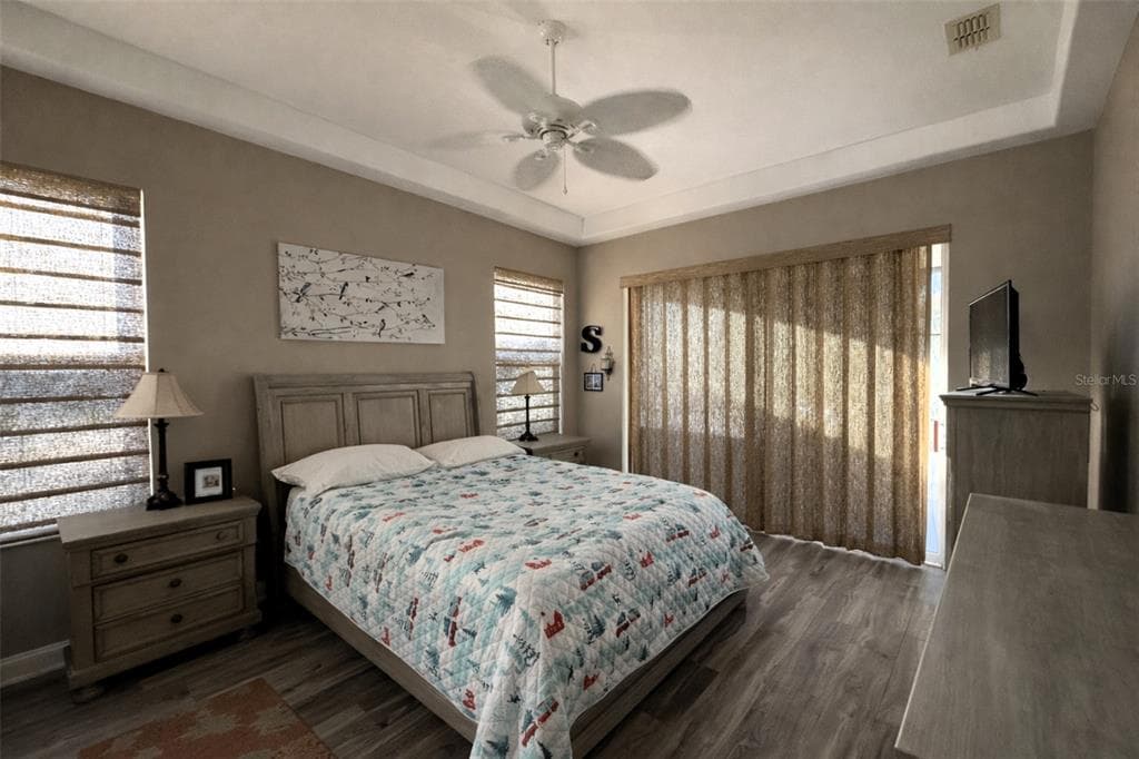 10127 TRIA DRIVE photo 14