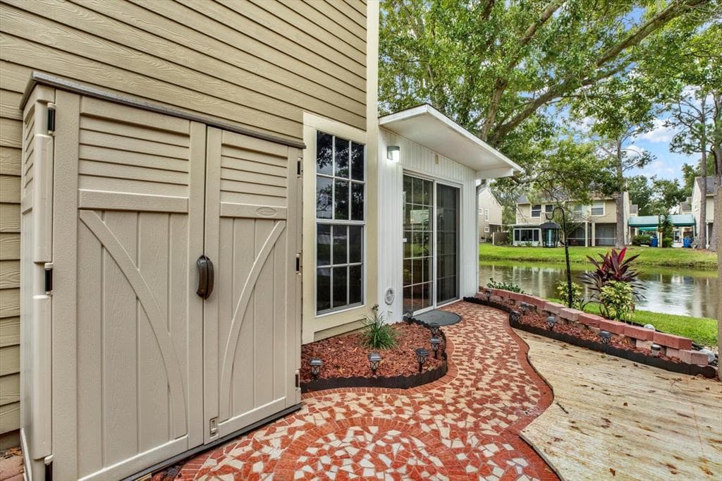 9010 LAKE PLACE LANE 9010 photo 25