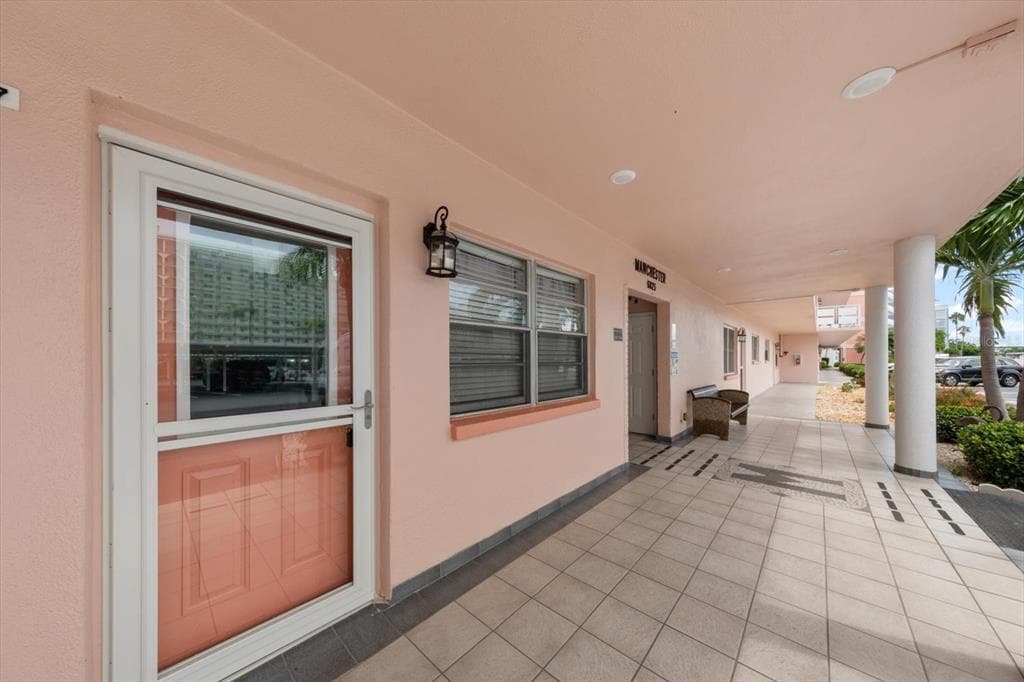 6025 SHORE BOULEVARD S 107 photo 5