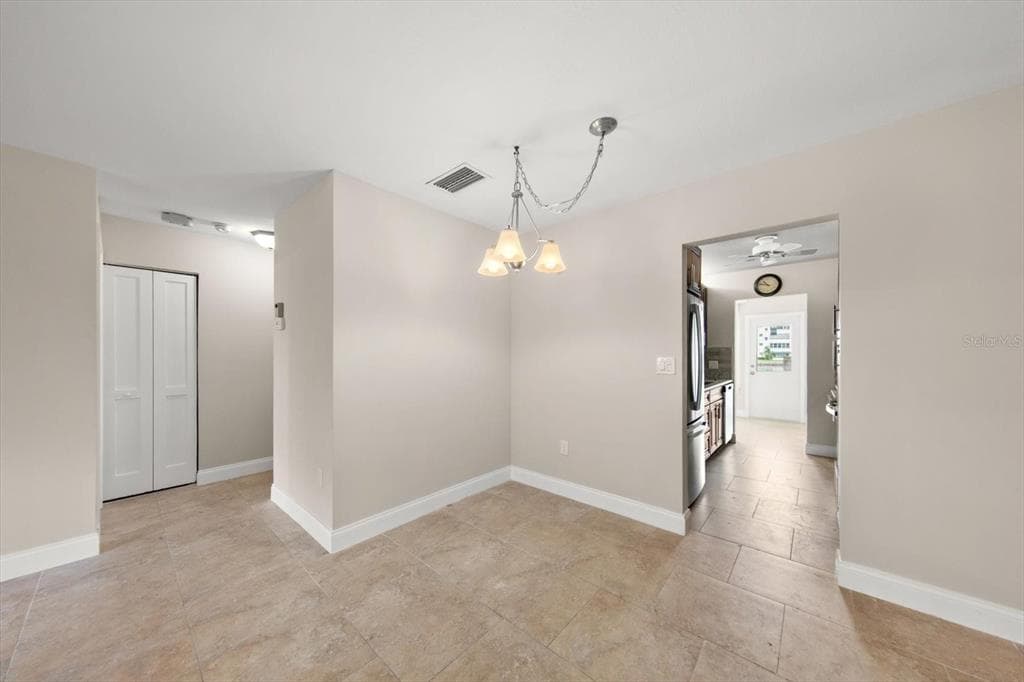 6025 SHORE BOULEVARD S 107 photo 11