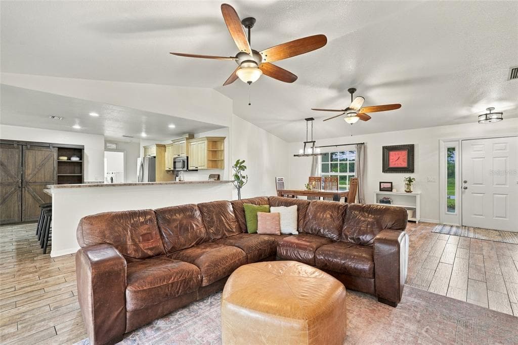 3174 WENONA DRIVE photo 13