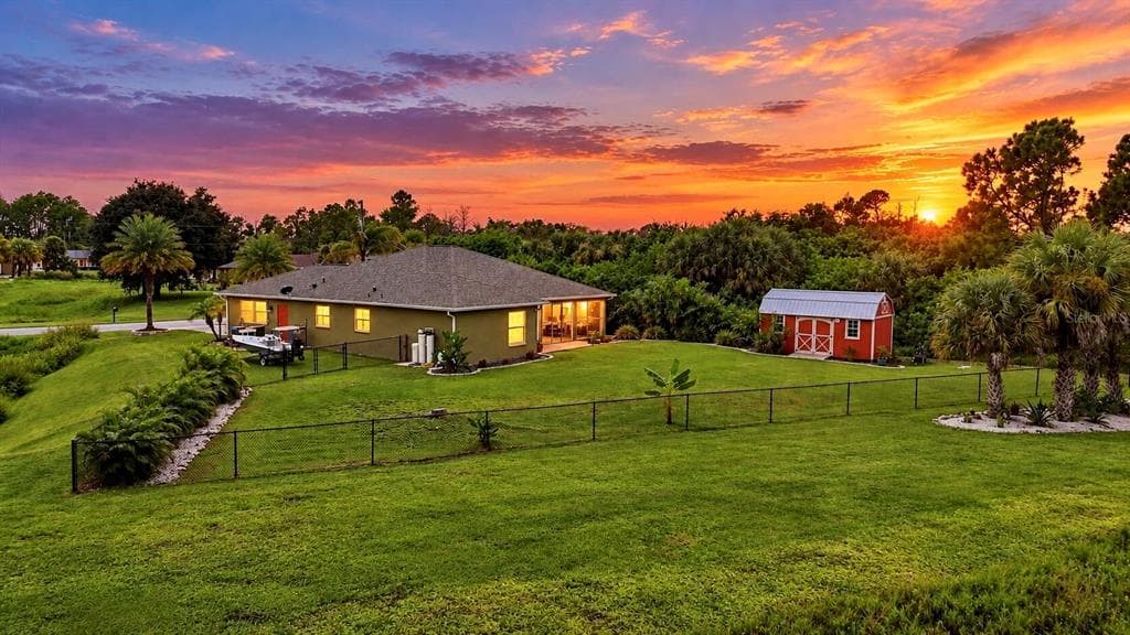3174 WENONA DRIVE photo 3