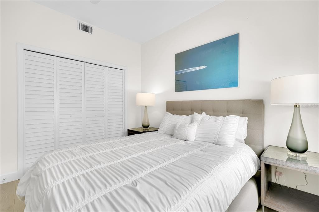 862 HUDSON AVENUE 862 photo 10