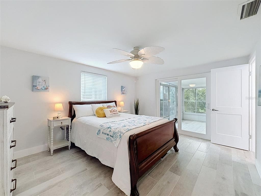 6618 LEESIDE ISLE photo 22