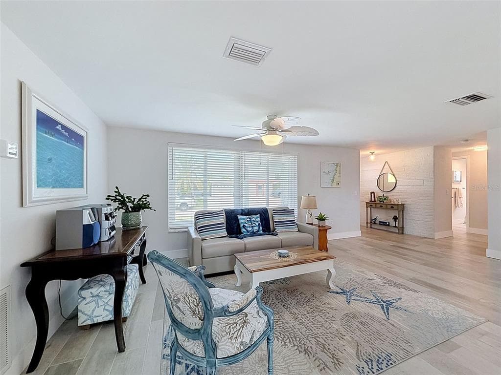 6618 LEESIDE ISLE photo 18