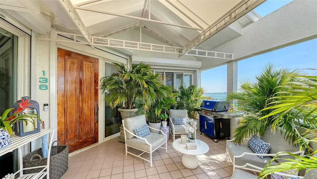 340 GULF OF MEXICO DRIVE 136 photo 4